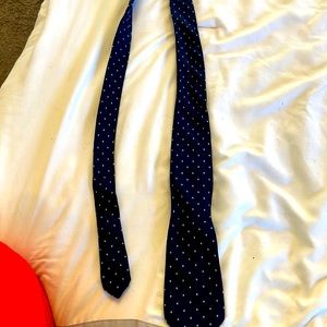 Tommy Hilfiger Navy and light blue polka dot tie